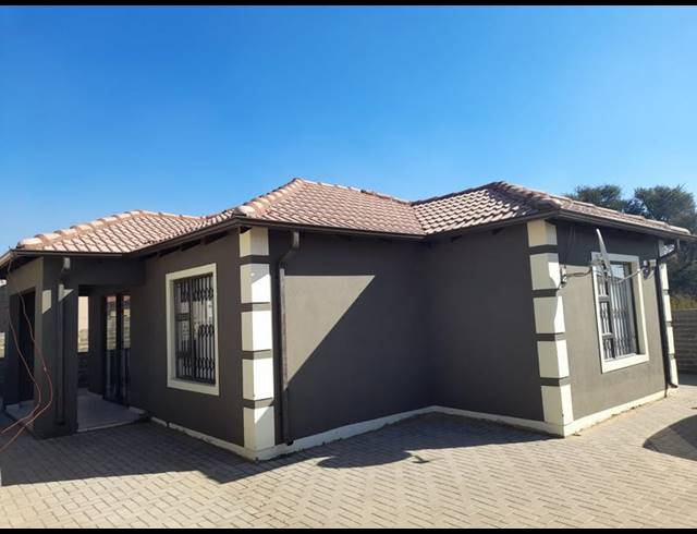 2 BEDROOM HOUSE FOR SALE IN VANDERBIJLPARK CE 3